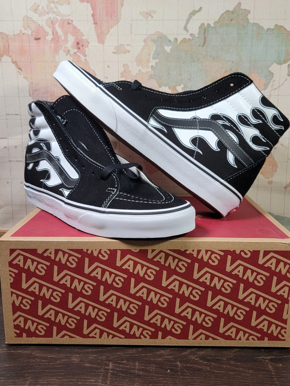 BRAND NEW Vans Old Skool Hi Flame Black/White Men's Sz 9 Women's Sz 10.5